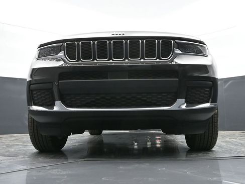 New 2026 Jeep Grand Cherokee L Laredo w/ MOPAR Finishing Package AWD/4WD image 42