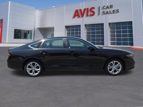 Used 2025 Honda Accord LX image 5