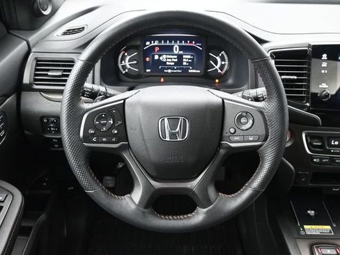 Used 2024 Honda Passport TrailSport image 24