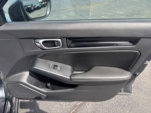 Used 2023 Honda Civic EX-L image 18