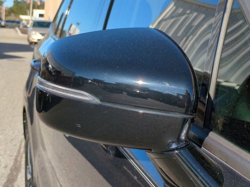 Used 2022 Kia Sorento S image 12