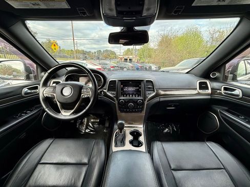 Used 2016 Jeep Grand Cherokee Overland w/ Advanced Technology Group image 14