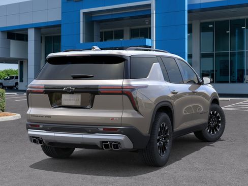 New 2026 Chevrolet Traverse Z71 AWD/4WD image 4