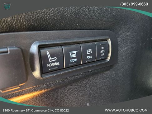 Used 2019 Ford Explorer Platinum AWD/4WD image 7