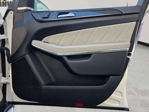 Used 2014 Mercedes-Benz GL 350 BlueTEC 4MATIC image 15