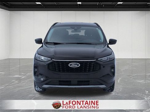 Used 2024 Ford Escape Platinum image 8