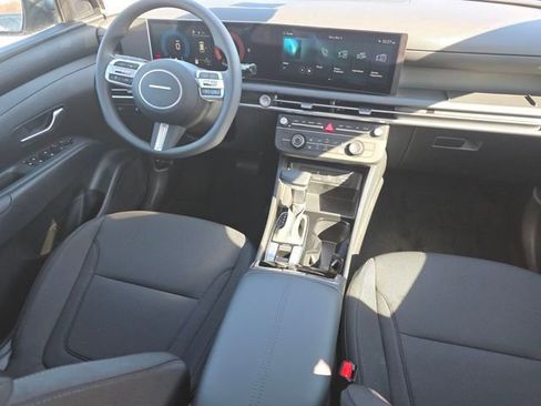 New 2026 Hyundai Tucson SE image 18