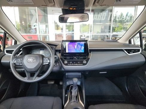Certified 2024 Toyota Corolla LE w/ LE Convenience Package FWD image 18