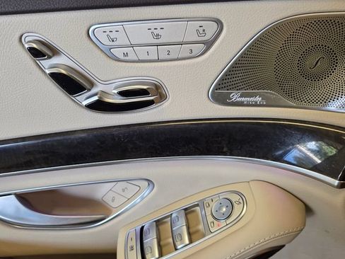 Used 2016 Mercedes-Benz S 550 Sedan image 28