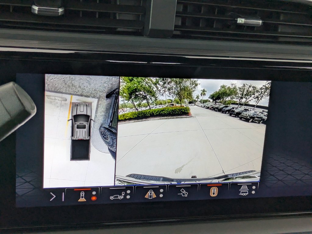 Used 2024 GMC Sierra 2500 Denali Ultimate AWD/4WD image 24