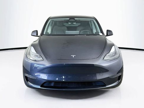 Used 2024 Tesla Model Y Long Range AWD/4WD image 6
