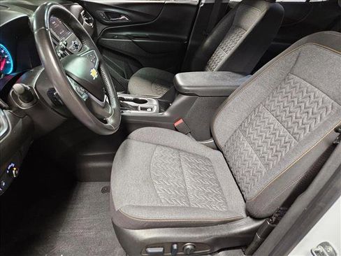 Used 2022 Chevrolet Equinox LT image 15