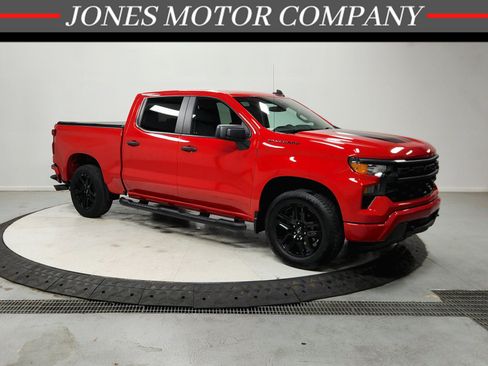 Used 2023 Chevrolet Silverado 1500 Custom w/ Rally Edition AWD/4WD image 1
