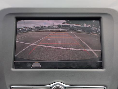 Used 2024 Chevrolet Equinox LT w/ LPO, Floor Liner Package FWD image 19