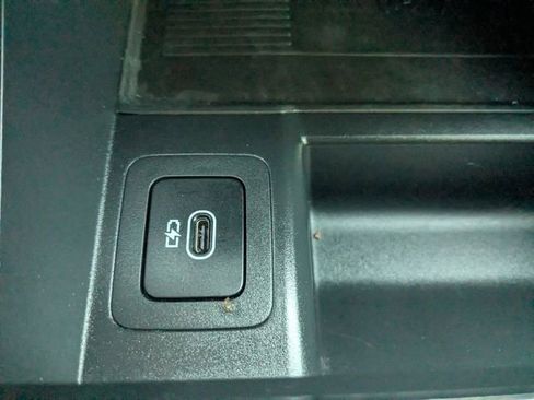 Used 2026 Land Rover Range Rover Evoque S image 20