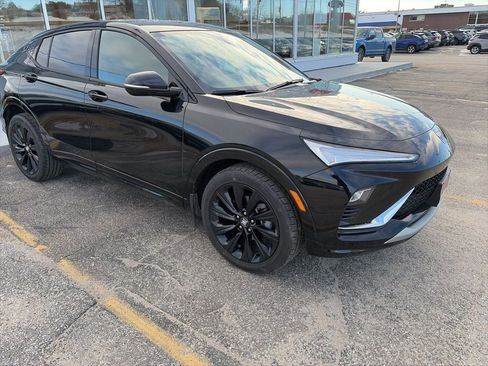 Used 2024 Buick Envista Sport Touring w/ Convenience I Package image 1