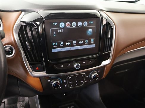 Used 2019 Chevrolet Traverse High Country image 5