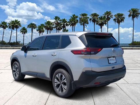 Used 2023 Nissan Rogue SV FWD image 5