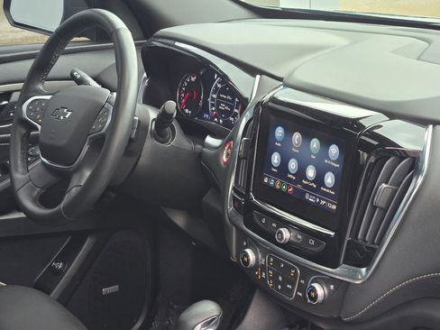 Certified 2024 Chevrolet Traverse Premier w/ Redline Edition image 7