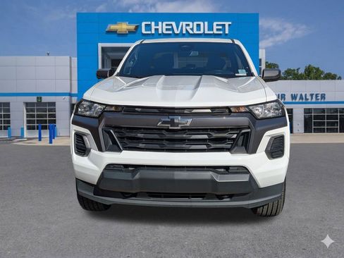 Used 2023 Chevrolet Colorado LT image 9