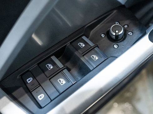 Used 2023 Audi Q3 2.0T Premium w/ Convenience Package image 24