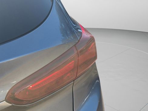 Used 2019 Hyundai Santa Fe Limited image 24