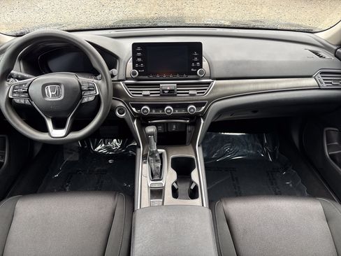 Used 2019 Honda Accord LX image 18