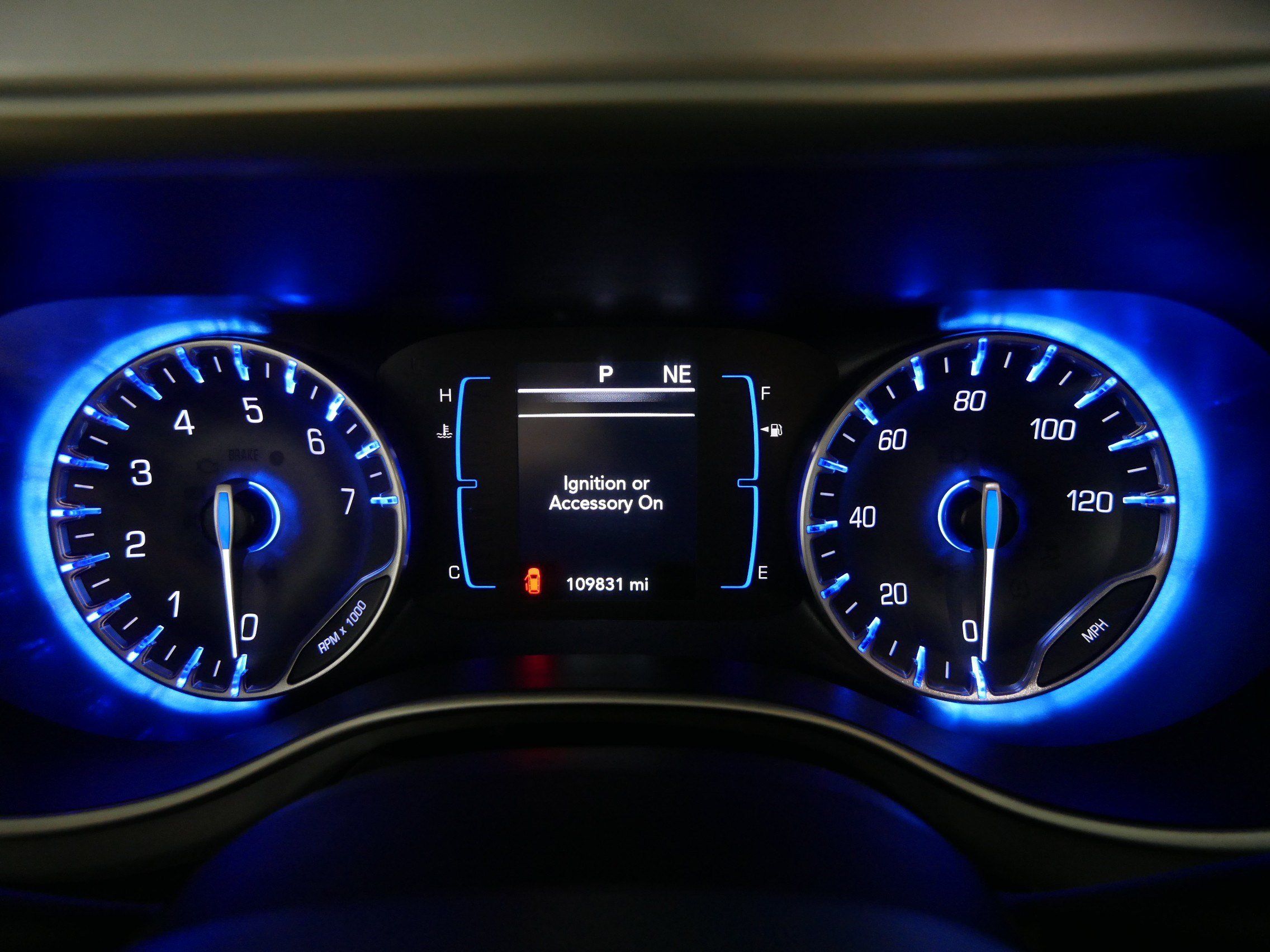 Used 2020 Chrysler Pacifica Touring-L FWD image 21