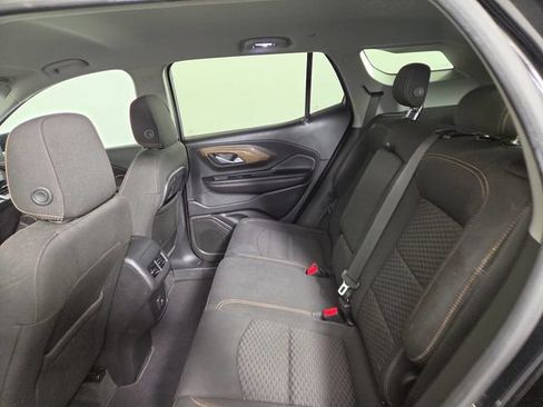 Used 2019 GMC Terrain SLE w/ Driver Convenience Package AWD/4WD image 16