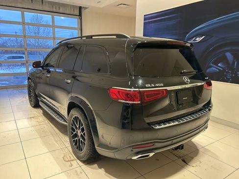 Used 2022 Mercedes-Benz GLS 450 4MATIC image 2