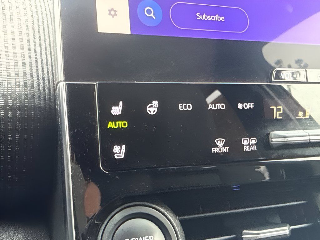 Used 2023 Subaru Solterra AWD image 19