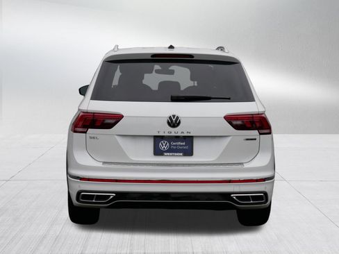 Used 2024 Volkswagen Tiguan SEL R-Line image 6