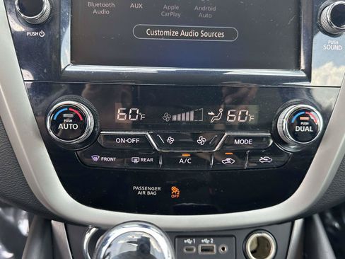 Used 2020 Nissan Murano SV AWD/4WD image 14