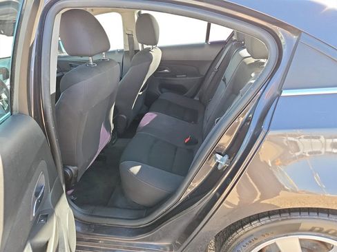 Used 2014 Chevrolet Cruze LT image 29