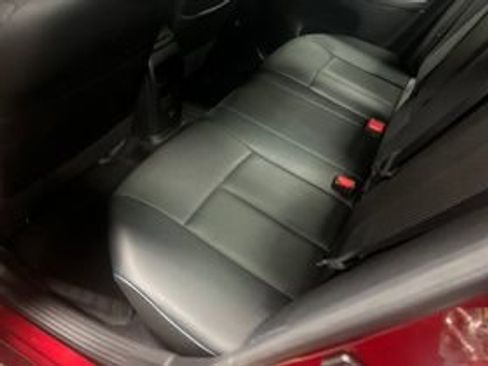 Used 2019 Nissan Sentra SR w/ Premium Package (SR) image 9