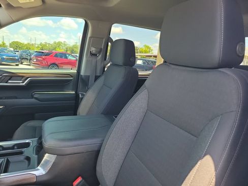 Used 2024 Chevrolet Silverado 1500 LT RWD image 18