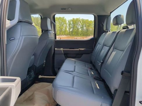 New 2025 Ford F550 4x4 Crew Cab Super Duty image 13