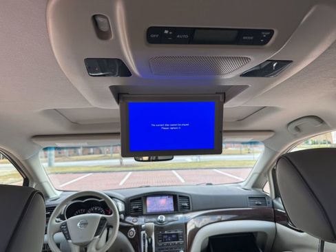 Used 2013 Nissan Quest LE image 28