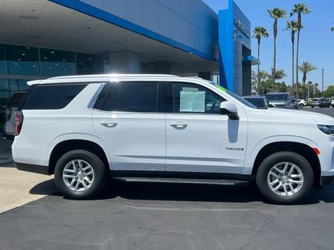 Used 2024 Chevrolet Tahoe LS RWD image 3