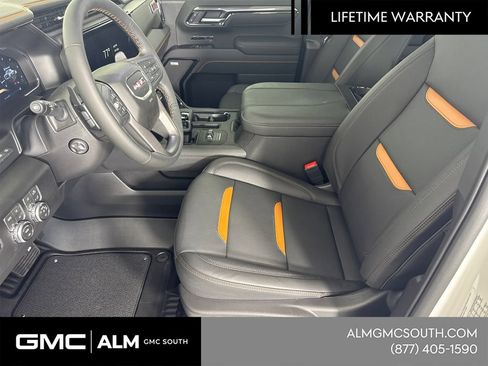 New 2026 GMC Sierra 1500 AT4 w/ AT4 Premium Package AWD/4WD image 11