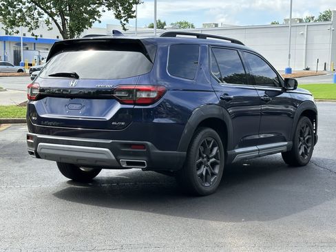Used 2023 Honda Pilot Elite image 14