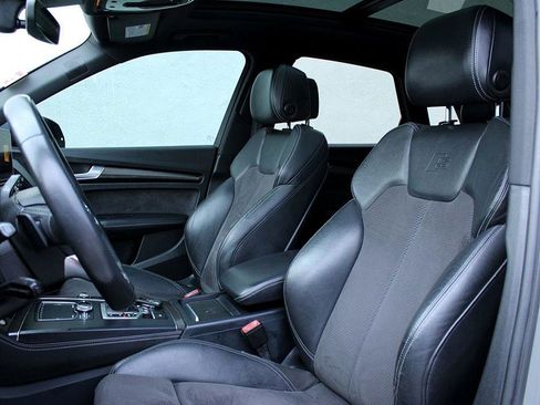 Used 2019 Audi SQ5 Prestige w/ Prestige Package image 13