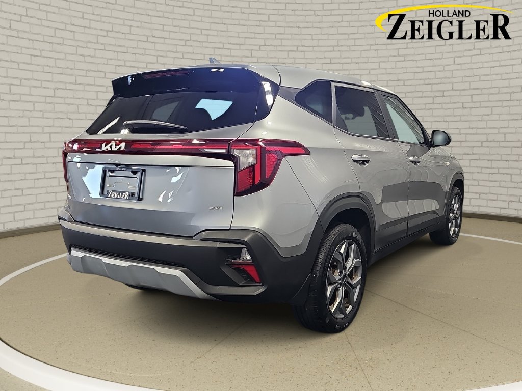 Certified 2024 Kia Seltos LX AWD/4WD image 5