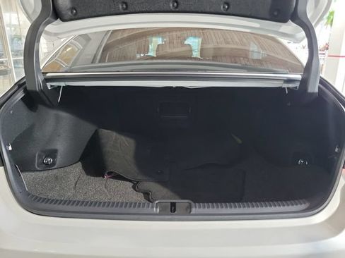 Used 2023 Lexus ES 350 w/ Premium Package FWD image 5