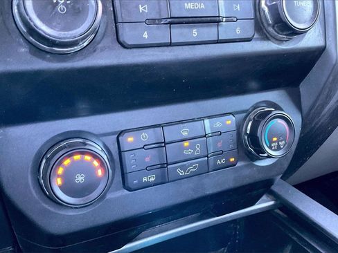 Used 2019 Ford F150 XLT w/ Equipment Group 302A Luxury image 25