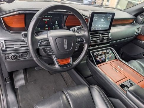 Used 2018 Lincoln Navigator Reserve w/ Technology Package image 5