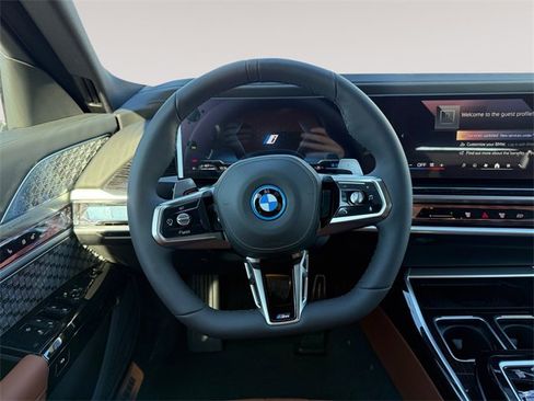 New 2026 BMW 750e xDrive w/ Executive Package image 12