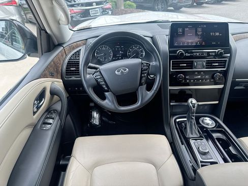 Used 2023 INFINITI QX80 Premium Select w/ Cargo Package AWD/4WD image 11