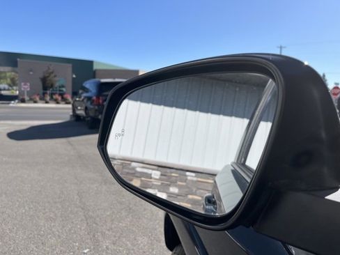 Used 2024 Toyota 4Runner SR5 Premium image 27