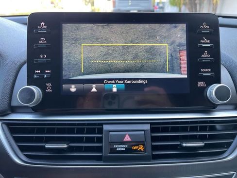 Used 2022 Honda Accord LX image 12